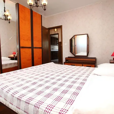 4892b Apartmán