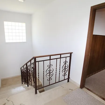 4892b Apartamento Vinišće